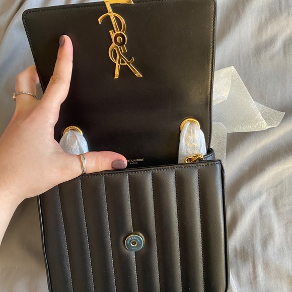 YSL Medium Vicky Lambskin Bag BNWT - Picture 9 of 10